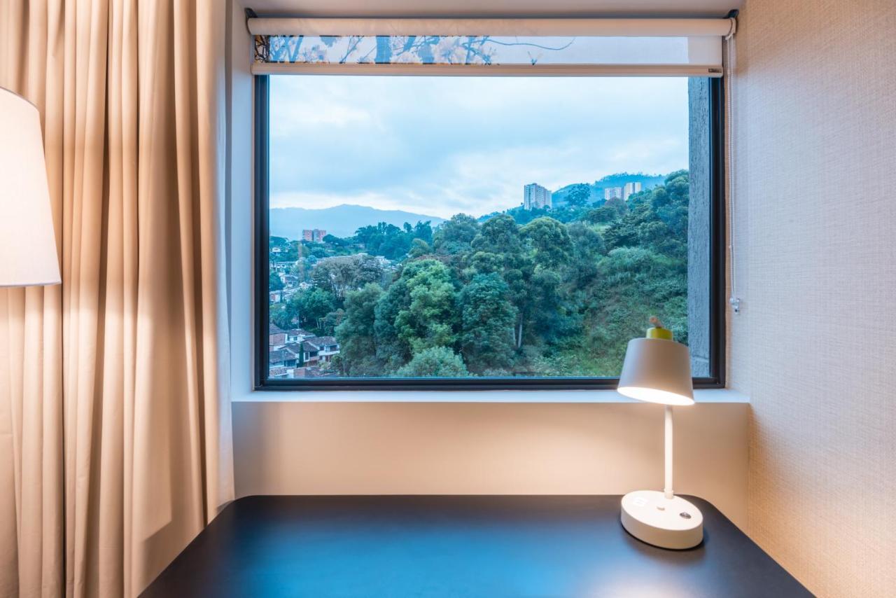 Fairfield By Marriott Medellin Sabaneta Hotel Itagüí Bagian luar foto
