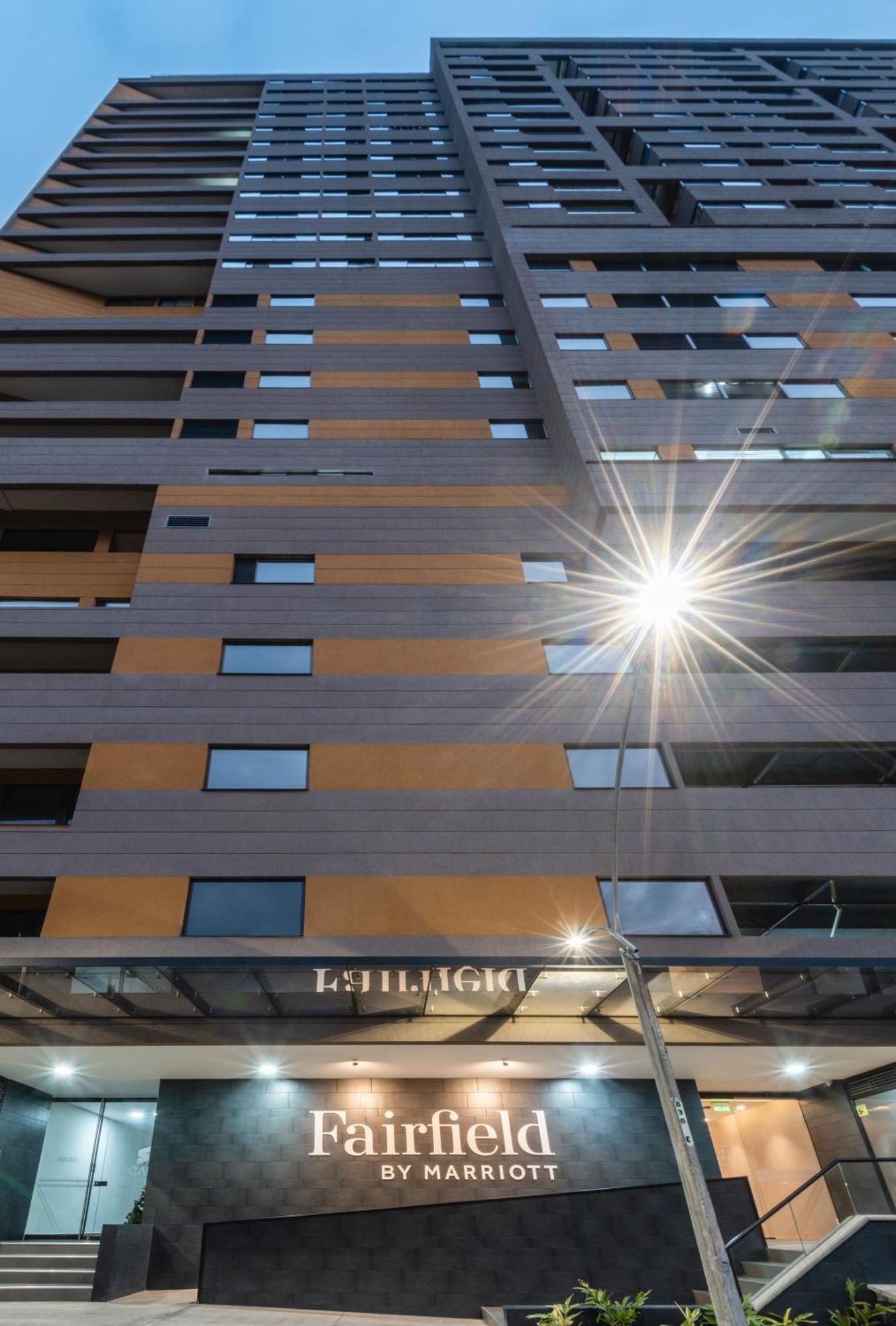 Fairfield By Marriott Medellin Sabaneta Hotel Itagüí Bagian luar foto